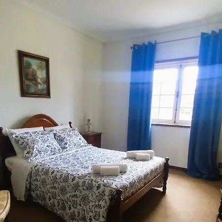 Moradia Entre O Mar E A Ria