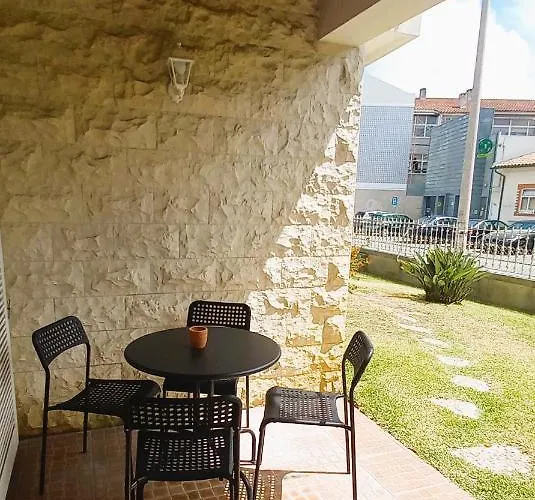 Moradia Entre O Mar E A Ria 噶凡哈达纳扎雷